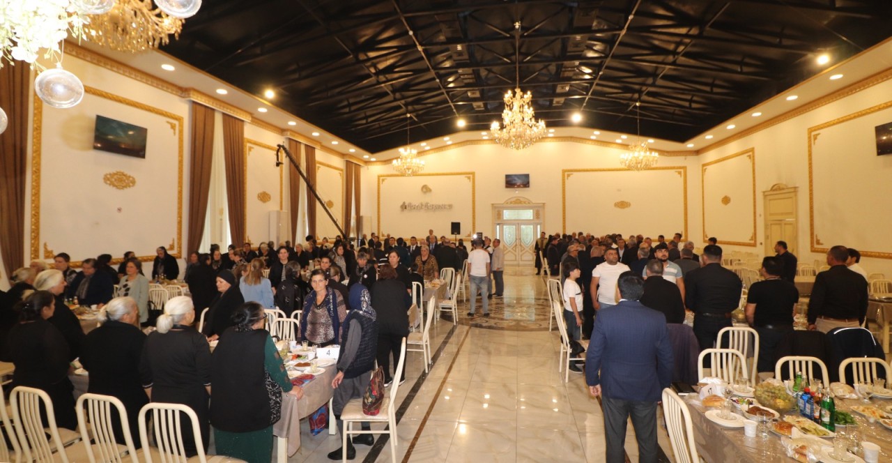 Qazaxda Anım Günü qeyd olundu, şəhid ailələri ilə görüş keçirildi - FOTOLAR